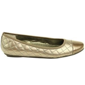 VANELI Serene Ballet Flats size 9.5